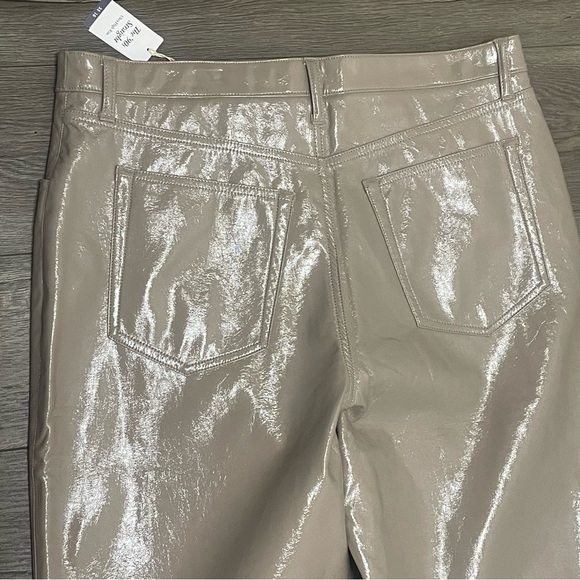 Abercrombie and Fitch 90s Straight Ultra High Rise Faux Leather Pant Sz 33 NWT - Picture 9 of 10